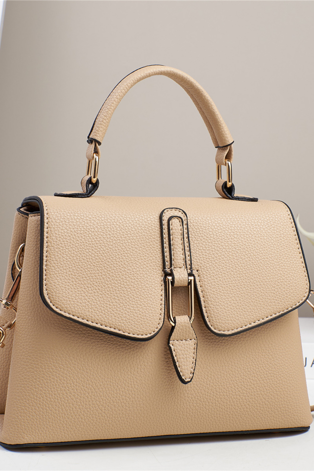 Cartera Lily