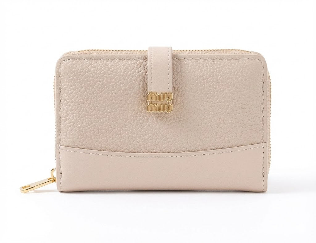 Billetera Mini Lock
Mía